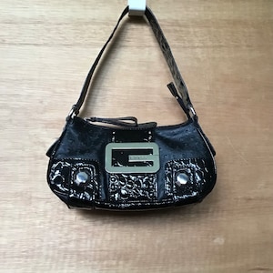 Marshalls store guess handbags