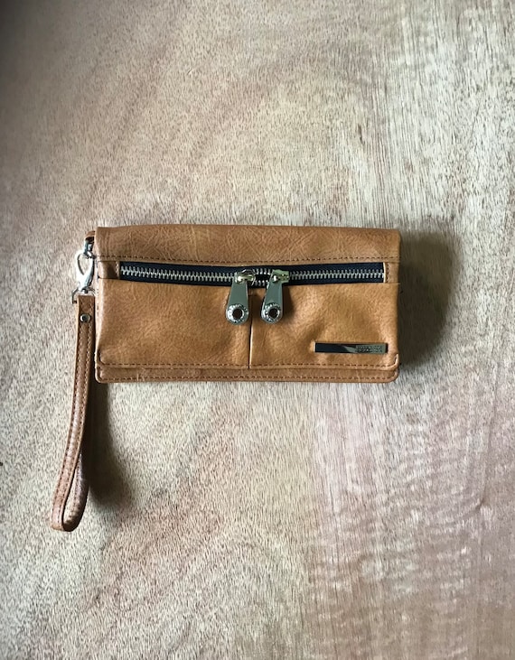 Kenneth cole on sale wristlet