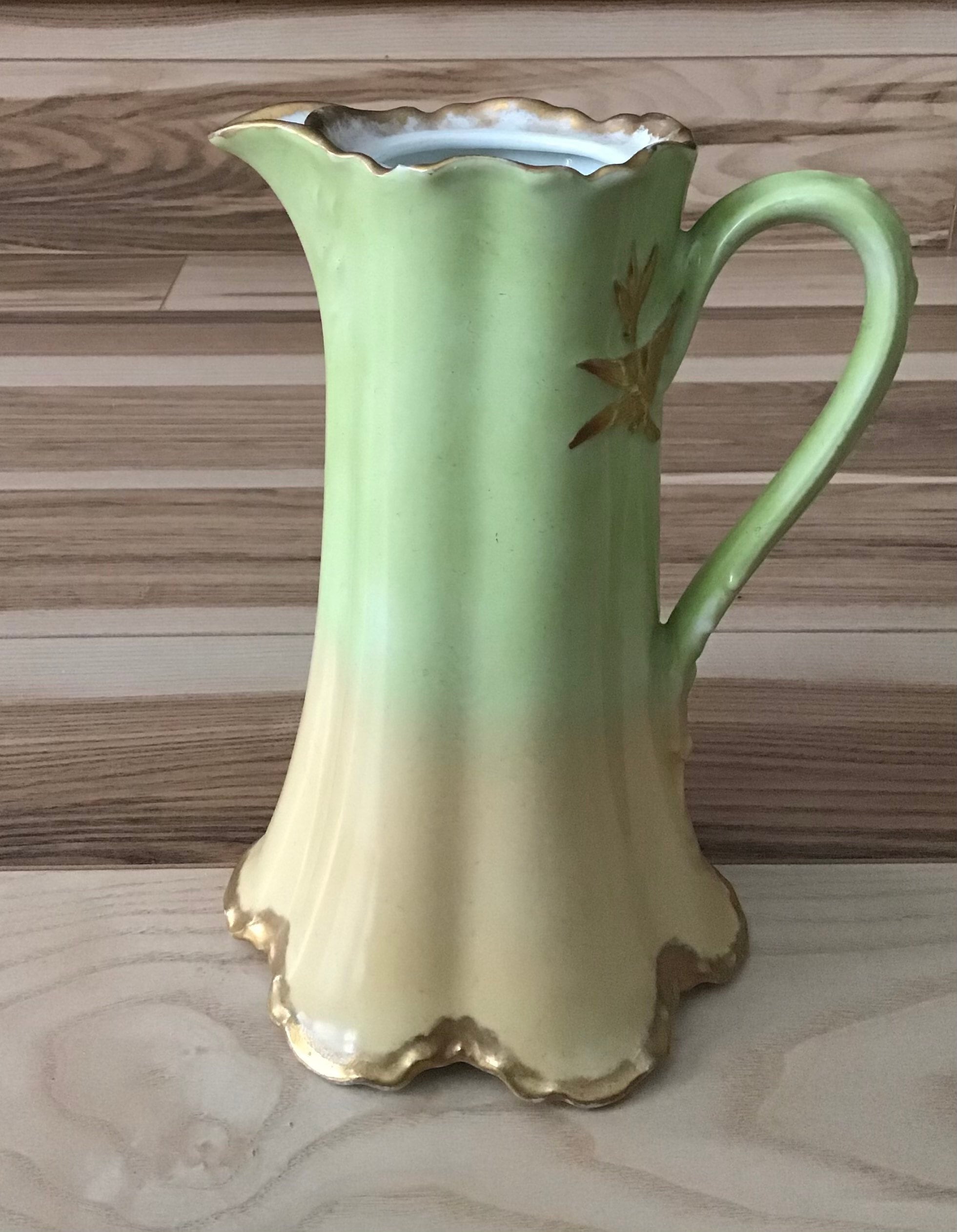 Antique French porcelain hot chocolate jug with stirrer – Chez Pluie