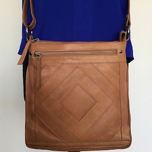 Lucky Brand Baldwin Camel Leather Crossbody Handbag VG-Excellent