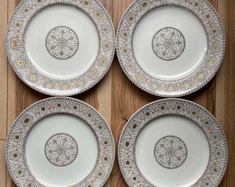 Royal Worcester Antique Gold Gilt Red White Porcelain Decorated Dinner Plates Set of Four (4)