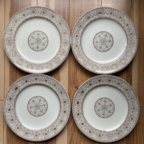 Royal Worcester Antique Gold Gilt Red White Porcelain Decorated Dinner Plates Set of Four (4)