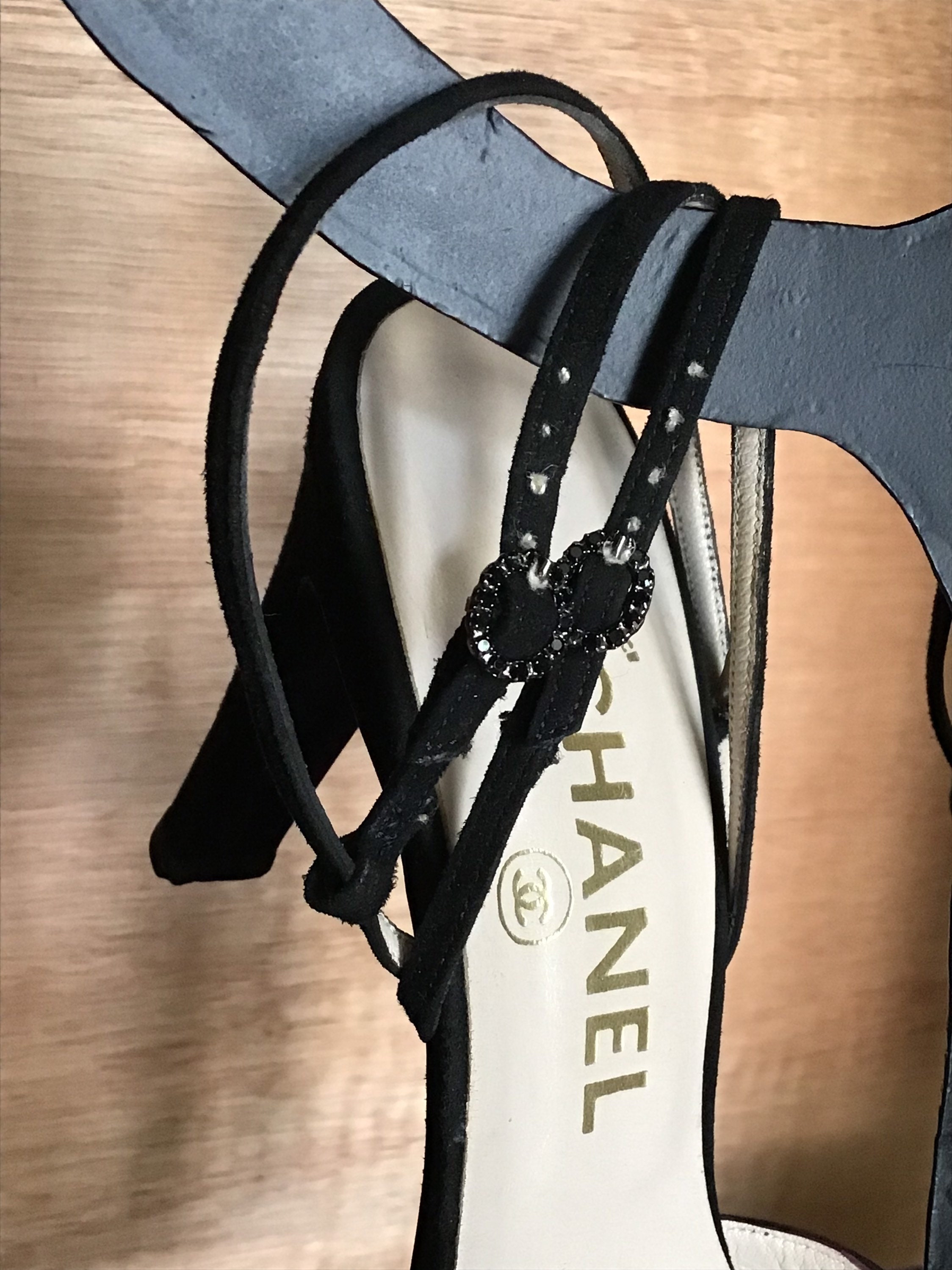 CHANEL Black Leather Matelasse Coco Mark Thong Sandals Beige Size 36.5