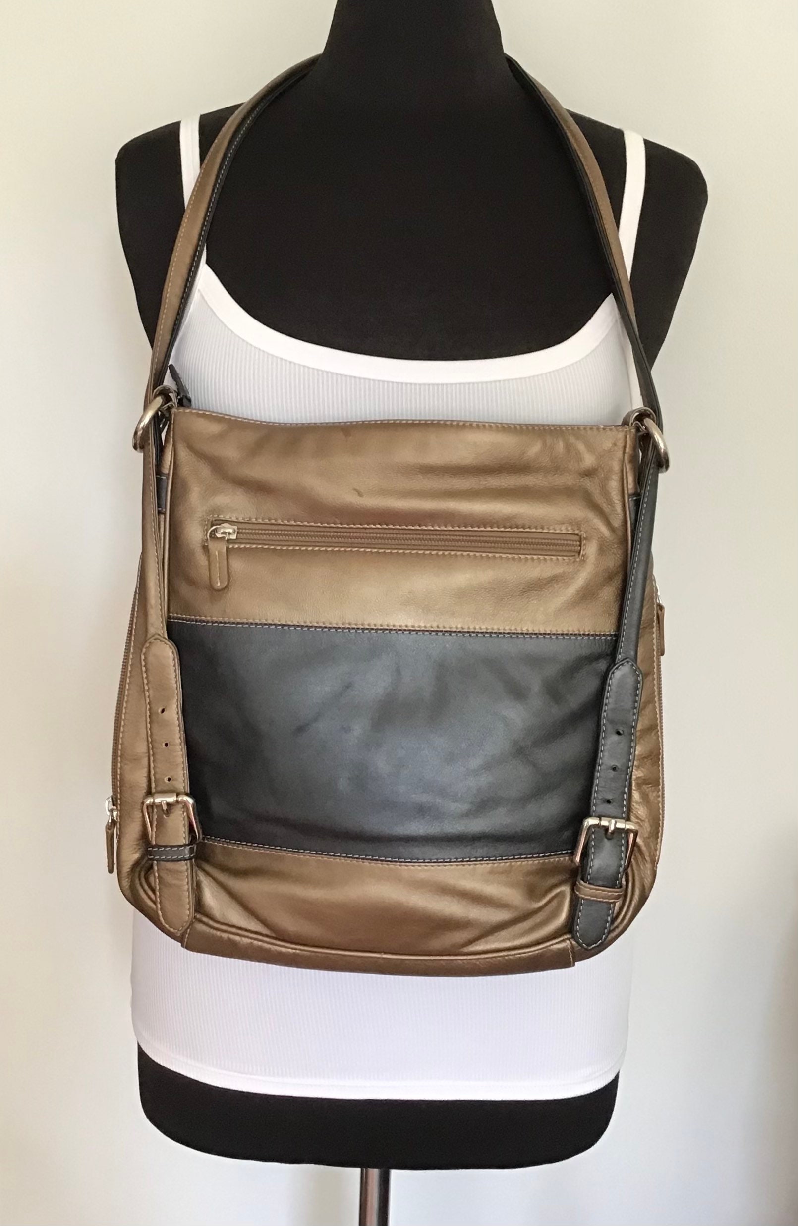 ILI New York TORONTO Shoulder Bag/Backpack Convertible. Bronze-Gunmetal ILI New York Toronto Genuine Leather Handbag Bronze Black  main image 2