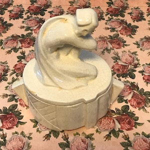 Art Deco Figurine Art Nouveau White Ceramic Trinket Dresser Powder box antique