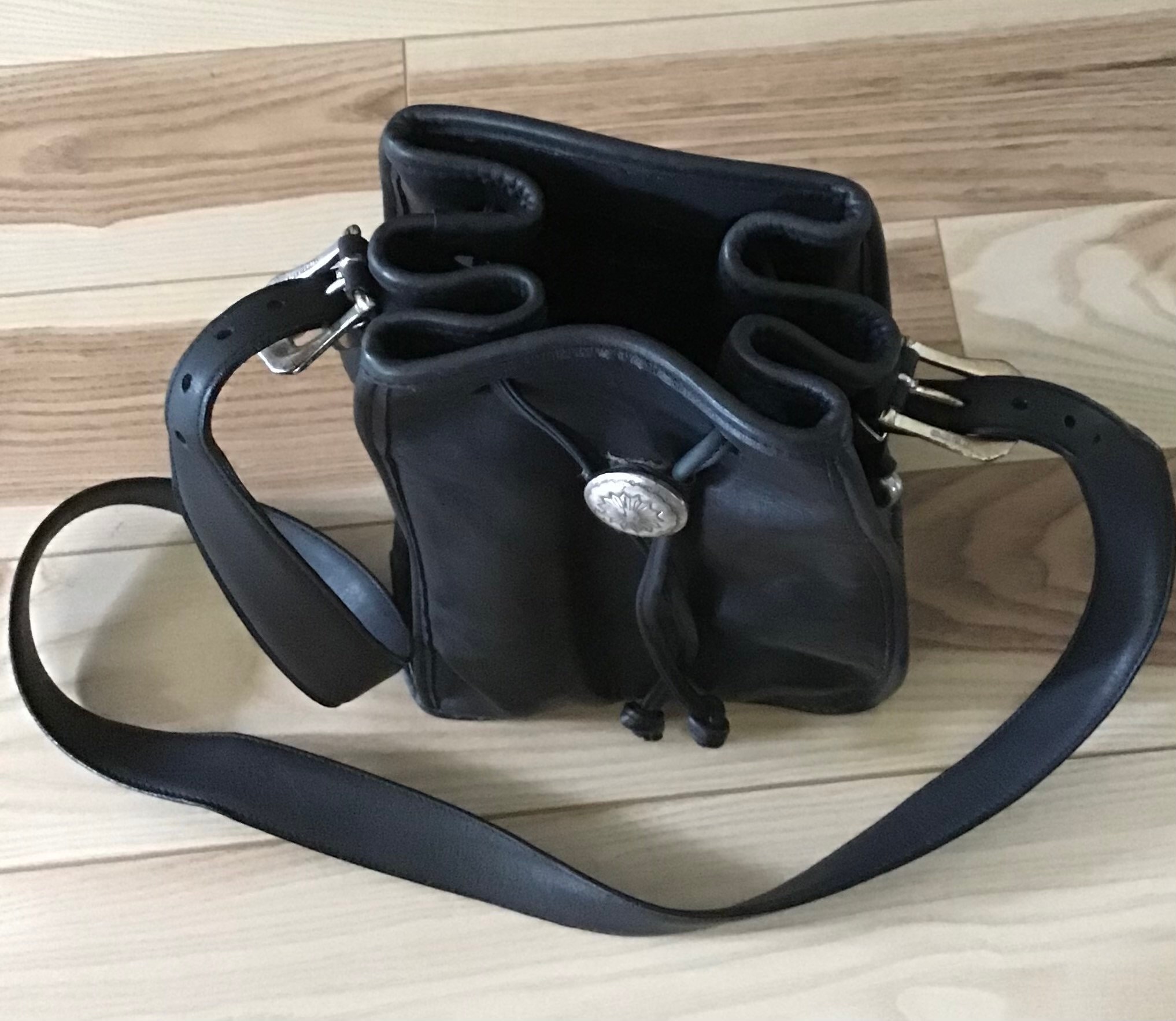 Brighton beaumont square store bucket bag
