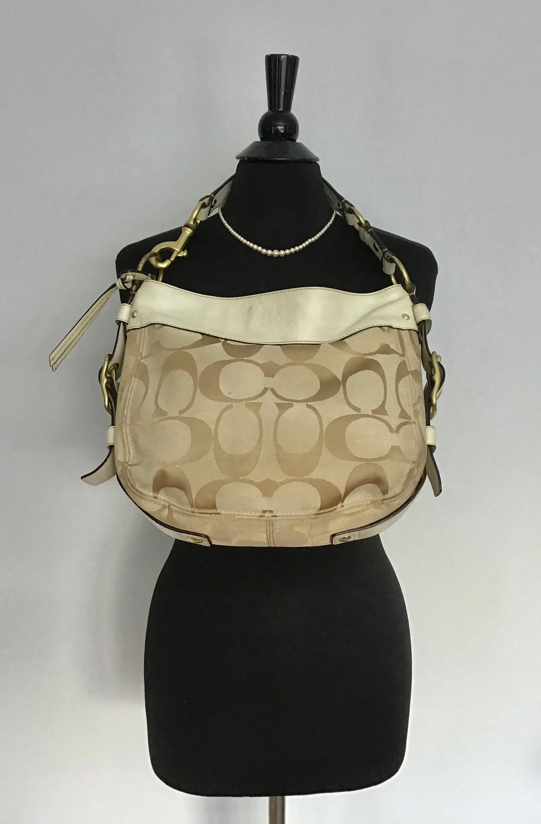 Coach Zoe Hobo Bag - clothing & accessories - by owner - apparel