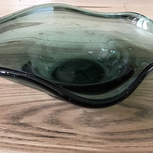 Art Glass Centerpiece Bowl Ruffled Rolled Edge Candy Dish Bubble Detail Heavy Rough Pontil Mid Century Vintage