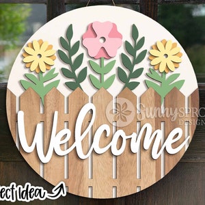 Cartello di benvenuto con fiori, SVG per appendino rotondo per porta, file di taglio laser Glowforge, Cricut, decorazioni primaverili ed estive, cartello di benvenuto floreale, staccionata