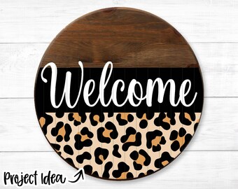 Bienvenido al diseño de estampado de leopardo en formato SVG, descarga digital, archivo de corte para Cricut y Silhouette, diseño de colgador de puerta redondo con diseño de animal.