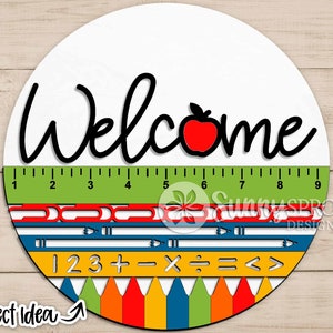 Placa de boas-vindas para sala de aula, Download digital, Arquivo laser Glowforge, Arquivo de corte Cricut, Cabide de porta redondo svg, Presente para professor, Placa de porta de escola svg