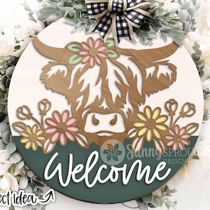 Panneau de bienvenue Highland Cow, fleurs sauvages, téléchargement numérique, svg d'accroche-porte rond, fichier laser Glowforge, Cricut, décor de ferme, svg floral printanier