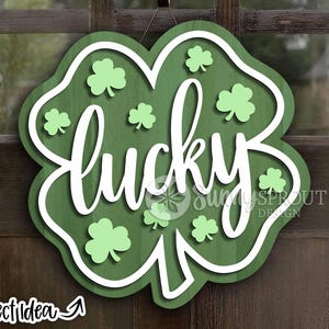 Happy St Patrick's Day Round Sign SVG, Shamrock Door Hanger SVG ...