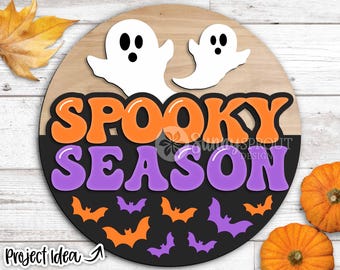ハロウィンシーズンのレトロなコウモリと幽霊のサイン、デジタルダウンロード、SVGレーザーカットファイル、Cricut対応、丸型ハロウィンドアハンガーデザイン