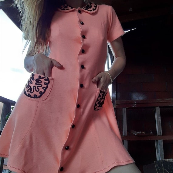 1960's Mod babydoll dress w/ embroidered accents