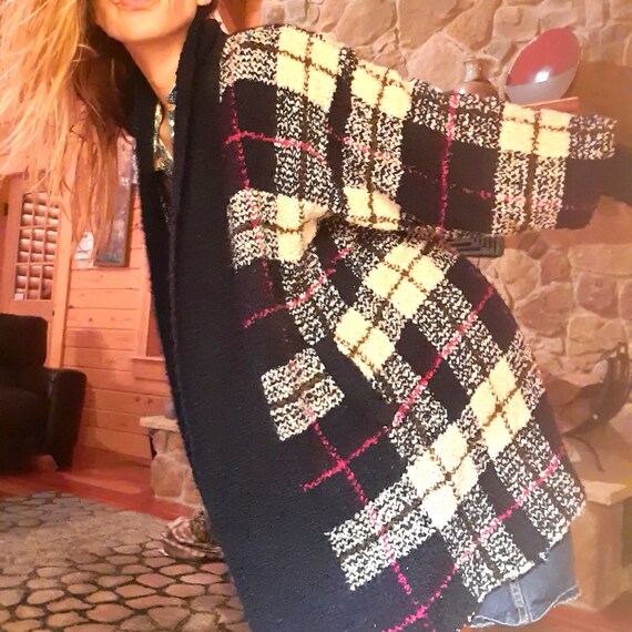 1980's oversized chunky knit sweater ~ housecoat