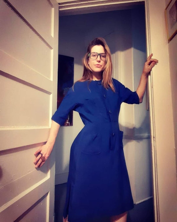 1940's royal blue tea dress w/ carved buttons