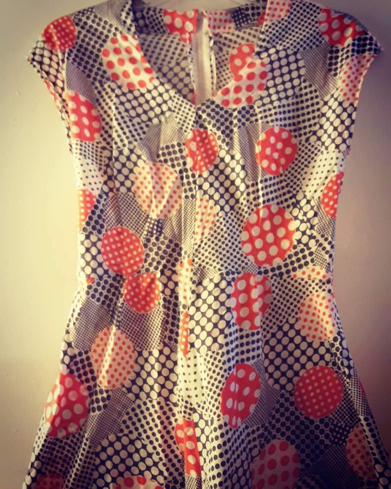 1970/'s day dress w psychedelic polka-dots