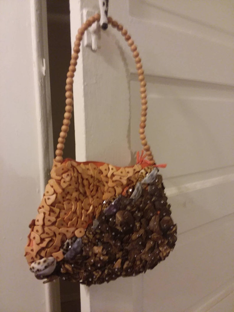 1960s coral seashell bag with beaded strap