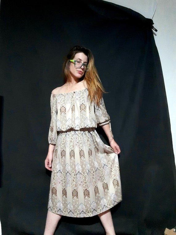 1970's off-the-shoulder patchwork day dress