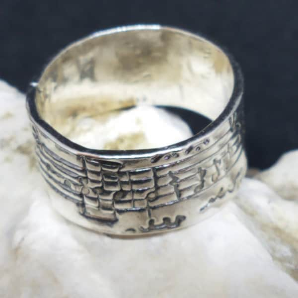 Sheet Music Ring - Stylish and Great Gift for Musicians or Choir