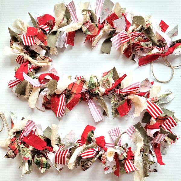 Christmas rag garland, farmhouse rag garland for mantel, traditional Christmas, Christmas fabric garland, tray decor, holiday decoration