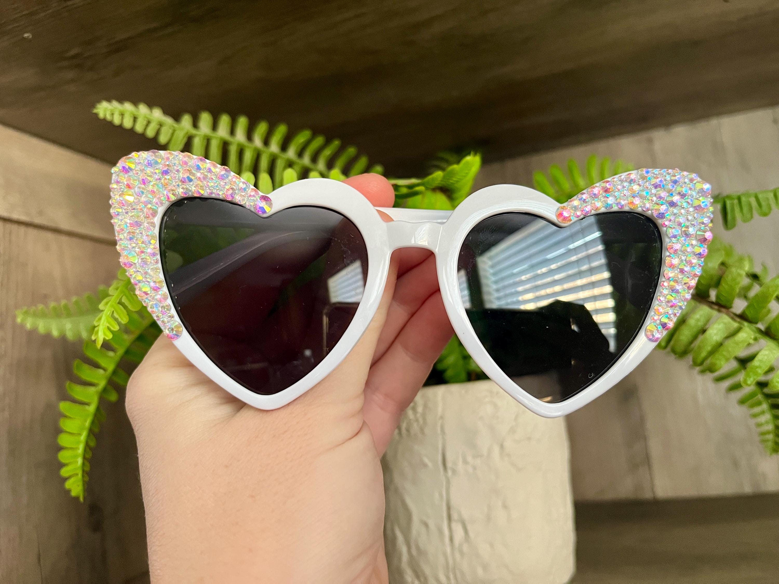 Heart-Shaped Jeweled Embellished Sunglasses - White Amazon.com: Bachelorette Party Bride Sunglasses, Heart  main image 4