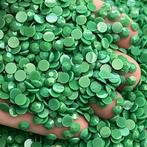 1500ct Dark Green Opaque Resin Rhinestones: 3MM-5MM Flatback