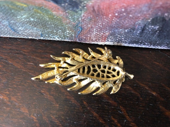 Vintage Lisner Gold Tone Sunflower Brooch Vintage… - image 7