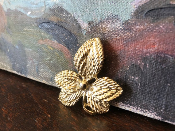 Vintage Gerry's Gold Flower Brooch Vintage Gerry'… - image 3