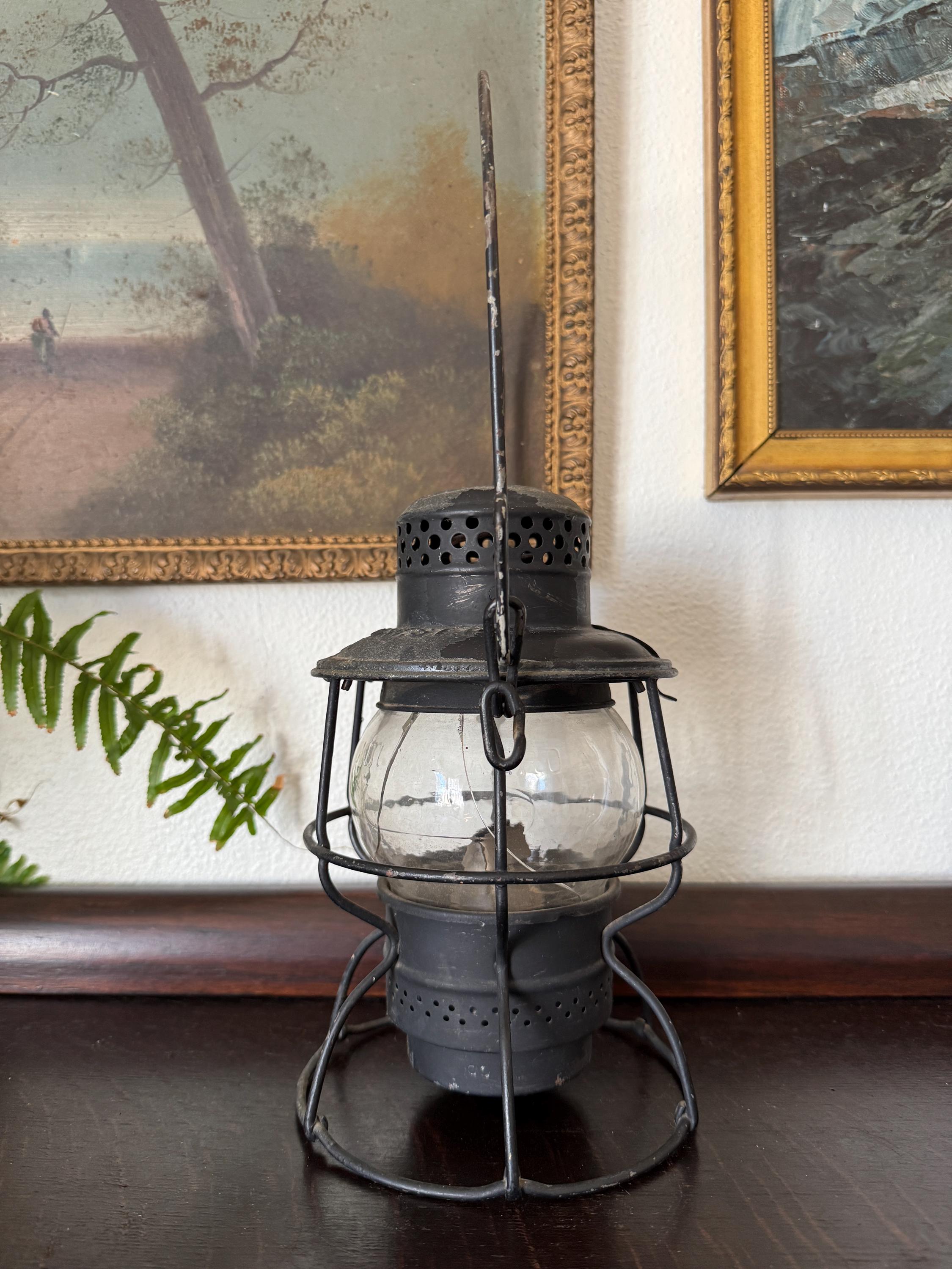 Vintage Adlake (adams & Westlake) Kero Railroad Kerosene Lantern