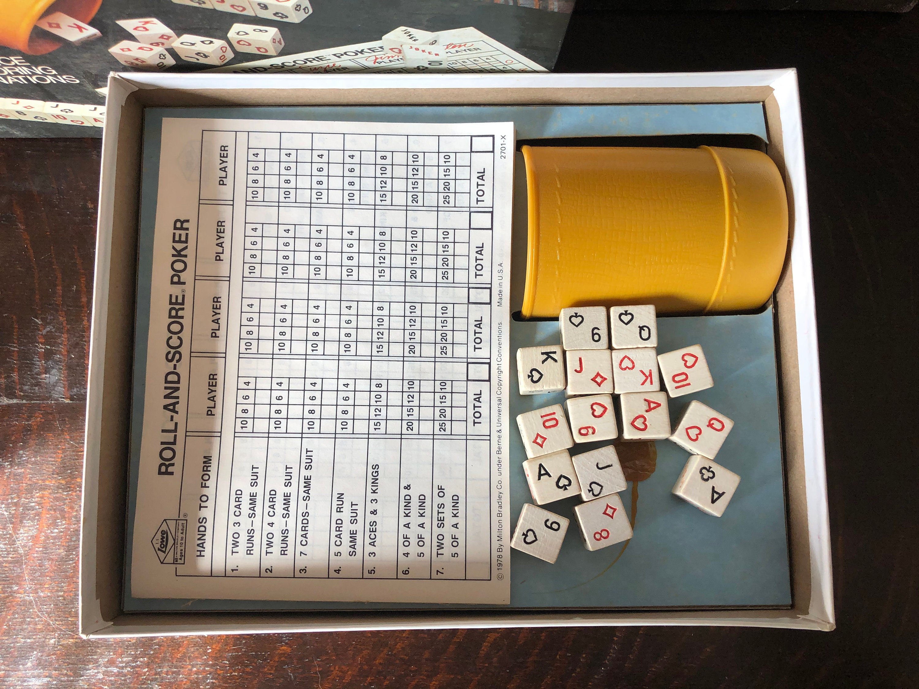 Vintage - Showdown Poker 1971 Dice Board Game - E.S. Lowe Company Inc.
