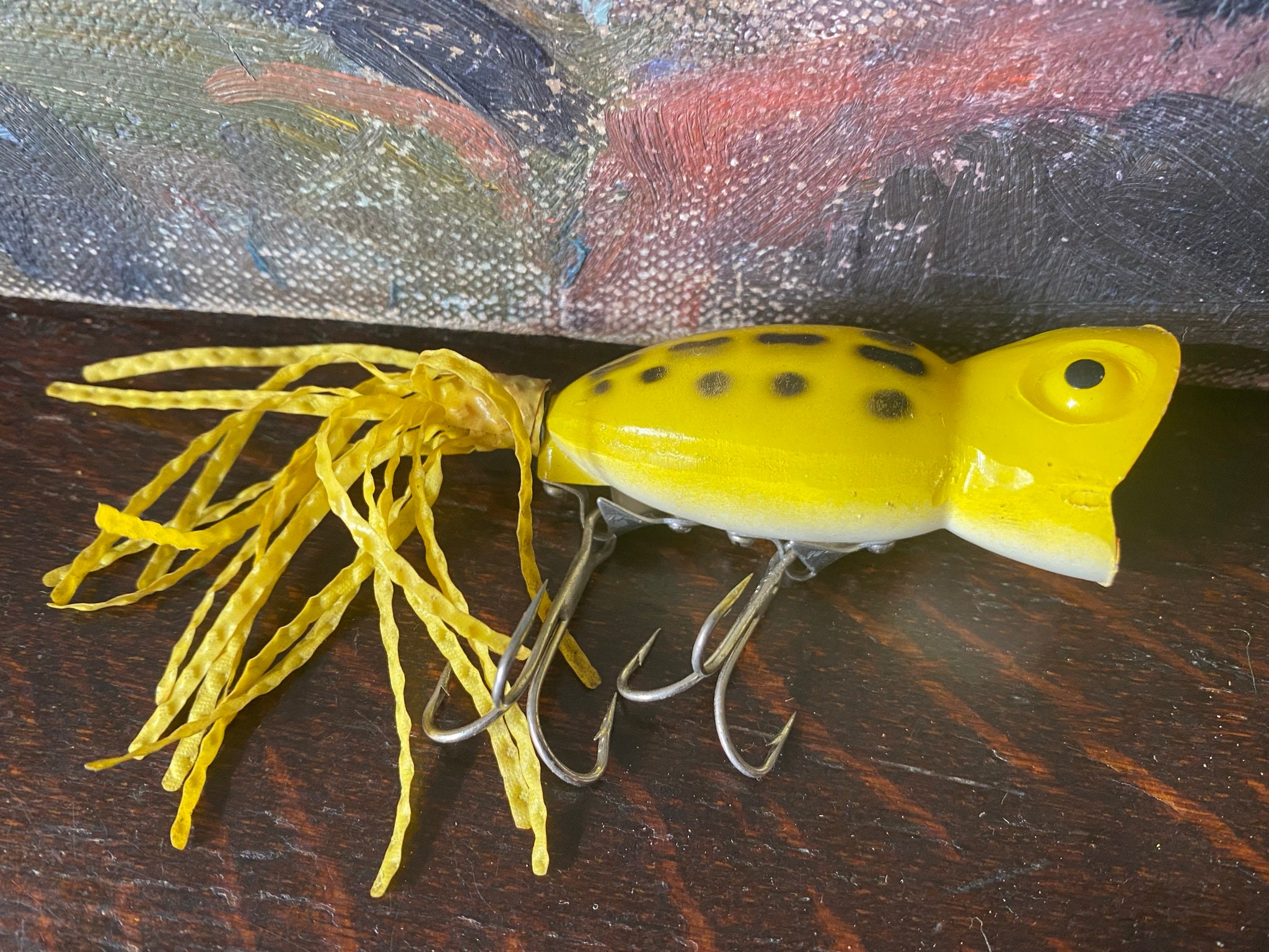 9 Old Vintage Fishing Lures Wood Plastic Nice Condition Hooks Hula Popper