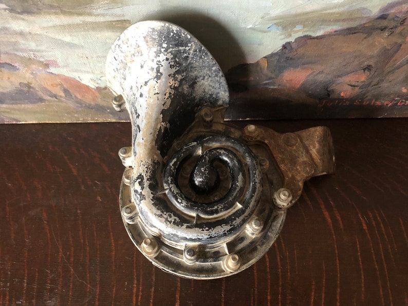 Vintage Spartin Lo Car Horn Vintage Sparton Car Horn Vintage Automobile Horn Vintage Car Horn Vintage Car Parts Vintage Industrial Art Decor Sculpture Art Collectibles Vadel Com Vintage Spartin Lo Car Horn Vintage Sparton Car Horn Vintage Automobile Horn Vintage Car Horn Vintage Car Parts Vintage Industrial Art Decor Sculpture Art Collectibles Vadel Com