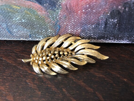 Vintage Lisner Gold Tone Sunflower Brooch Vintage… - image 6