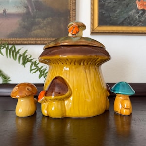 Vintage Mushroom Canister + Salt and Pepper Shaker Set Vintage Mushroom Cookie Jar Vintage Mushroom Salt & Pepper Shakers Vintage Mushroom