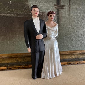 Vintage 40s-50s Bride & Groom Wedding Cake Topper Vintage Chalkware Wedding Cake Topper Vintage Bride and Groom Vintage Wedding Cake Topper