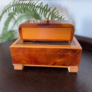 2 Vintage Cedar Wood Boxes Vintage Cedar Wood Tobacco Box Vintage Cedar Jewelry Box Vintage Cedar Trinket Box Vintage Cedar Jewelry Chest