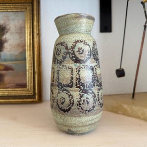 Vintage Bay Keramik 617-20 Fat Lava Vase Vintage Bay Keramik Vase Vintage West German Pottery Vintage German Pottery Vintage German Vase