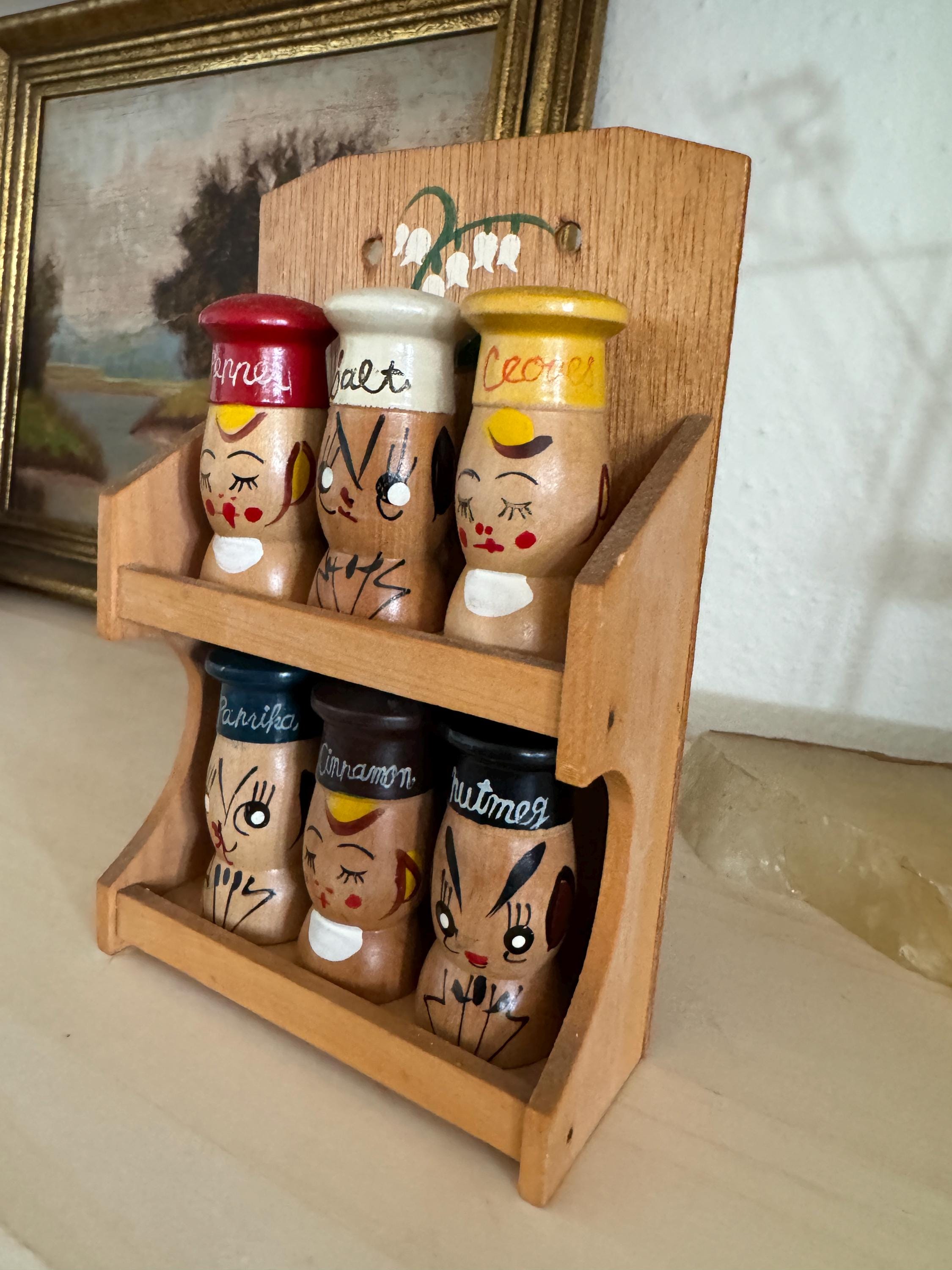 Mid-century Wooden Spice People Smiling Chefs Spice Rack Hand