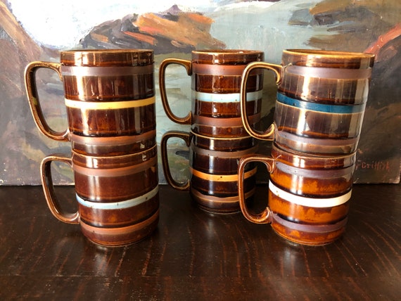 Over and Back 5-Piece Embossed Stackable Mug Set With Rack