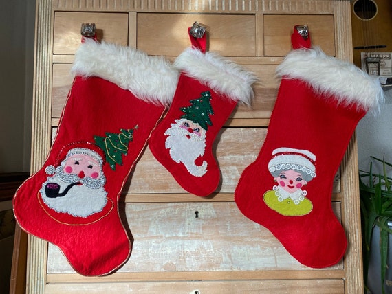 READY 2 LEARN Christmas Crafts - Create Your Own Christmas Stockings - Set  of 4 - Christmas Decorations for Home - All Materials Included
