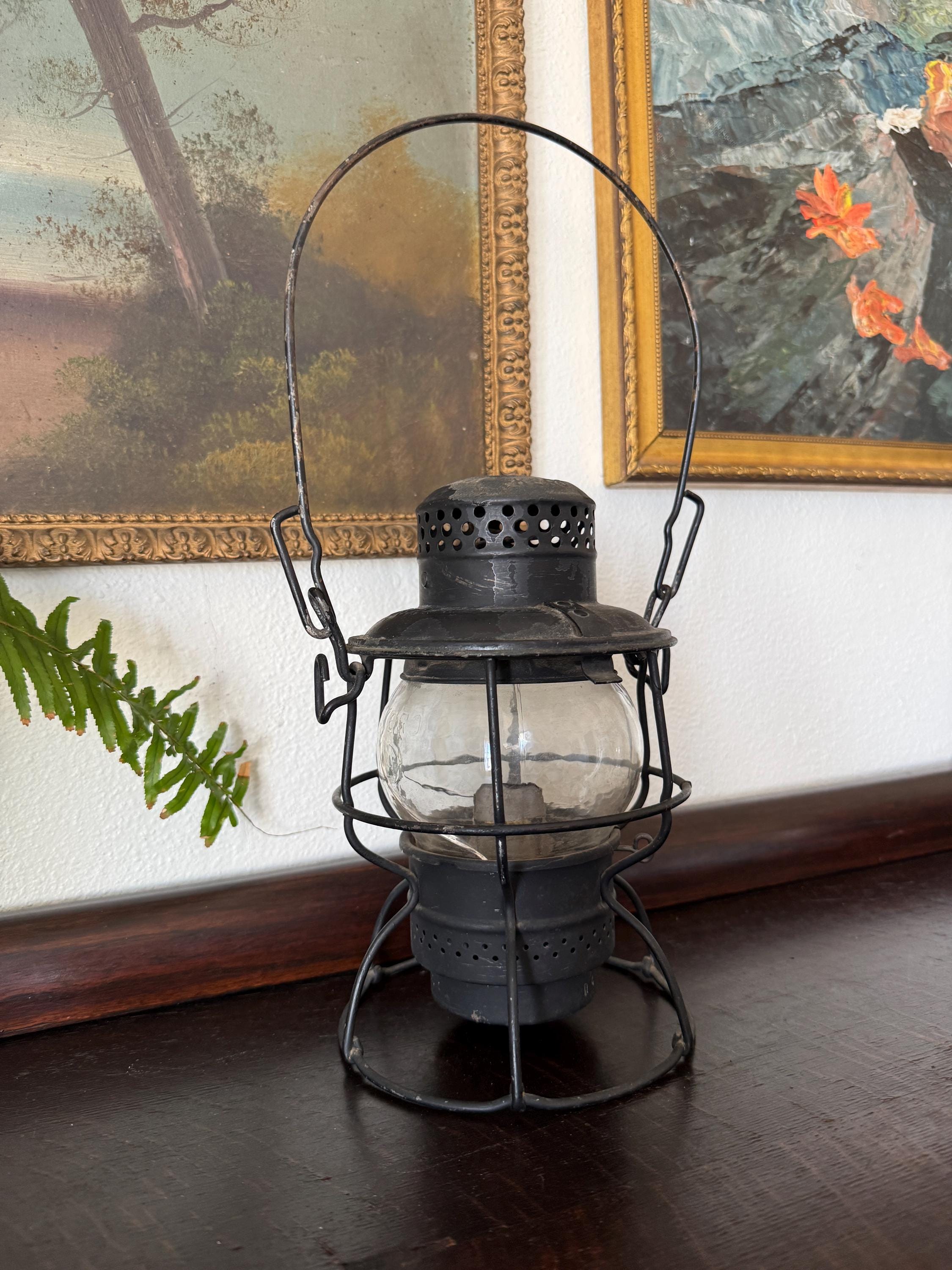 Vintage Adlake (adams & Westlake) Kero Railroad Kerosene Lantern