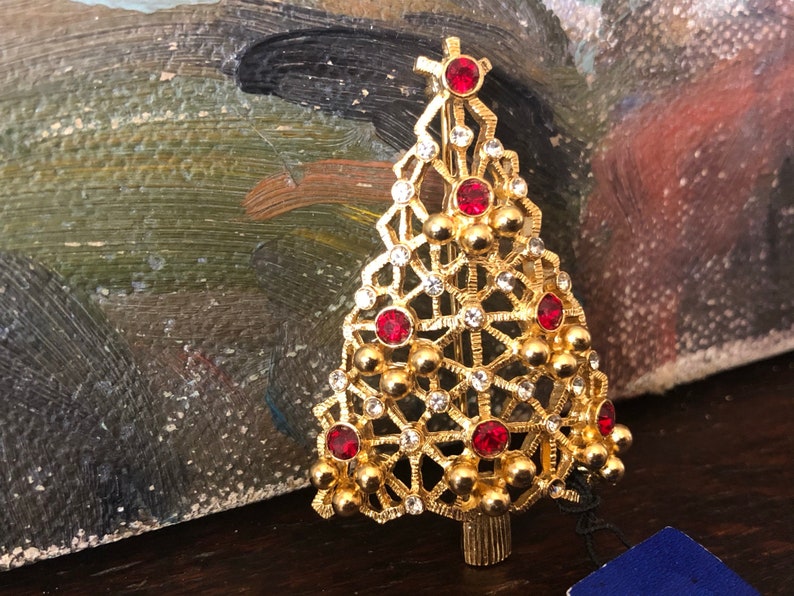 Vintage Eisenberg Christmas Tree Brooch Vintage Eisenberg Christmas Tree Pin Vintage Gold Christmas Tree Pin Vintage Gold Christmas Tree Pin