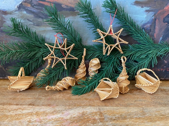 10 Vintage Swedish Scandinavian Woven Straw Christmas Ornaments