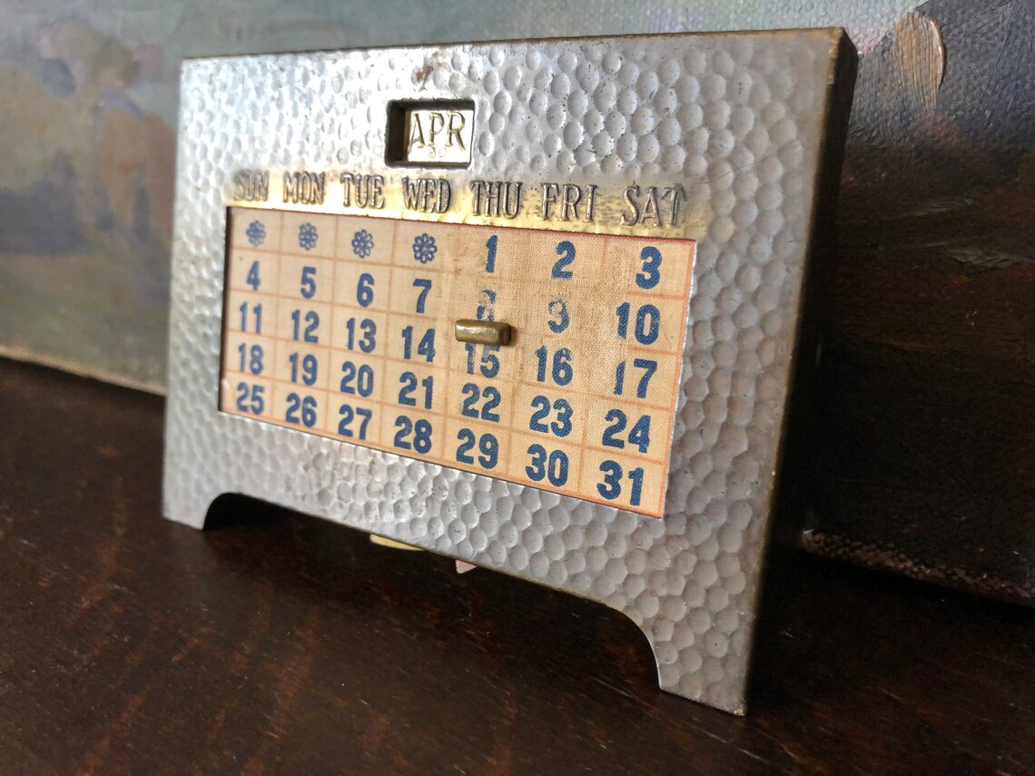 Vintage Hammered Brass Desktop Perpetual Date Calendar Vintage Etsy