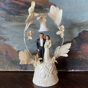 Vintage 1940s Bride & Groom Wedding Cake Topper Vintage Wedding Cake Topper Vintage Cake Topper Vintage Wedding Decor Vintage Art Deco