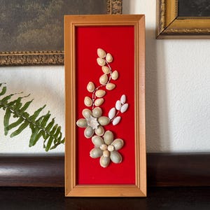 FINAL SALE - Vintage Kauai Hawai Coconut Plantation Seashell Flower Wall Art Vintage Hawaiian Seashell Art Vintage Shell Flower Mermaidcore