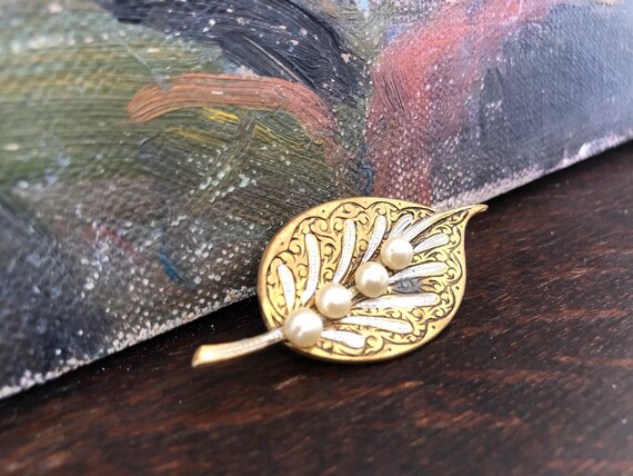 Vintage Damascene Leaf Brooch Vintage Spanish Dam… - image 2