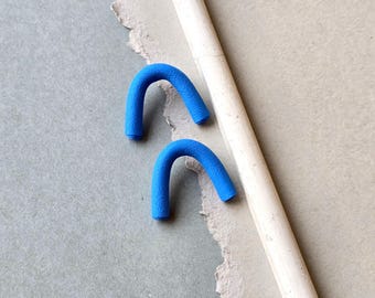 Fimo Ohrringe | Bogen Ohrringe | Kobalt Blau Ohrringe | Statement Ohrstecker | Kobalt Blau Schmuck | Schmuck Geschenke | dieclaygirlco